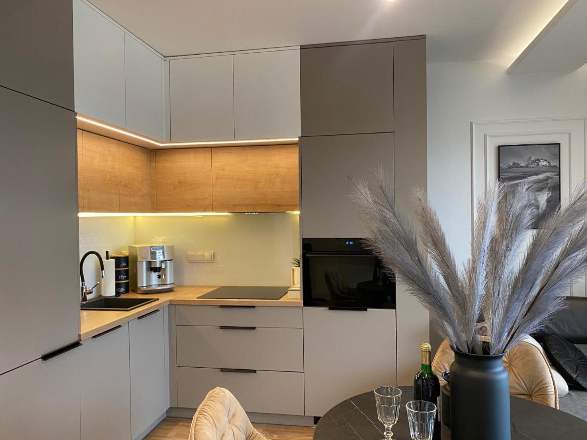 Family & Business Elegant Apartments Kadzielnia, Ul Zgody, Stadion Korona, Wdk -1 Bedroom, Terrace, Garage - New! เคียลเซ ภายนอก รูปภาพ